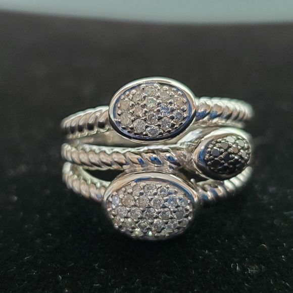 White & Black Diamond 925 Sterling Ring ⬇️PRICE DROP - Picture 8 of 15